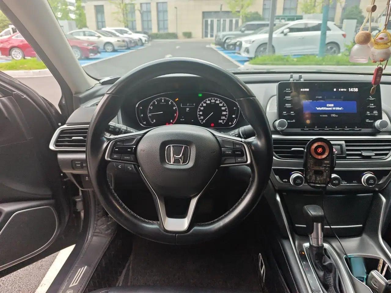 Honda Accord 2018 260TURBO Elite Edition China VI — миниатюра 10