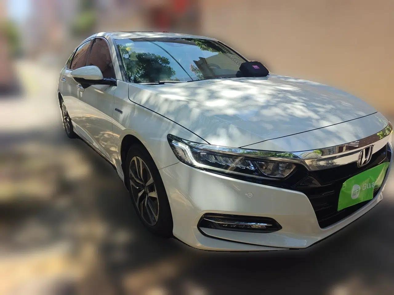 Honda Accord 2018 Rui Hybrid 2.0L Rui Ling Version China V — миниатюра 3