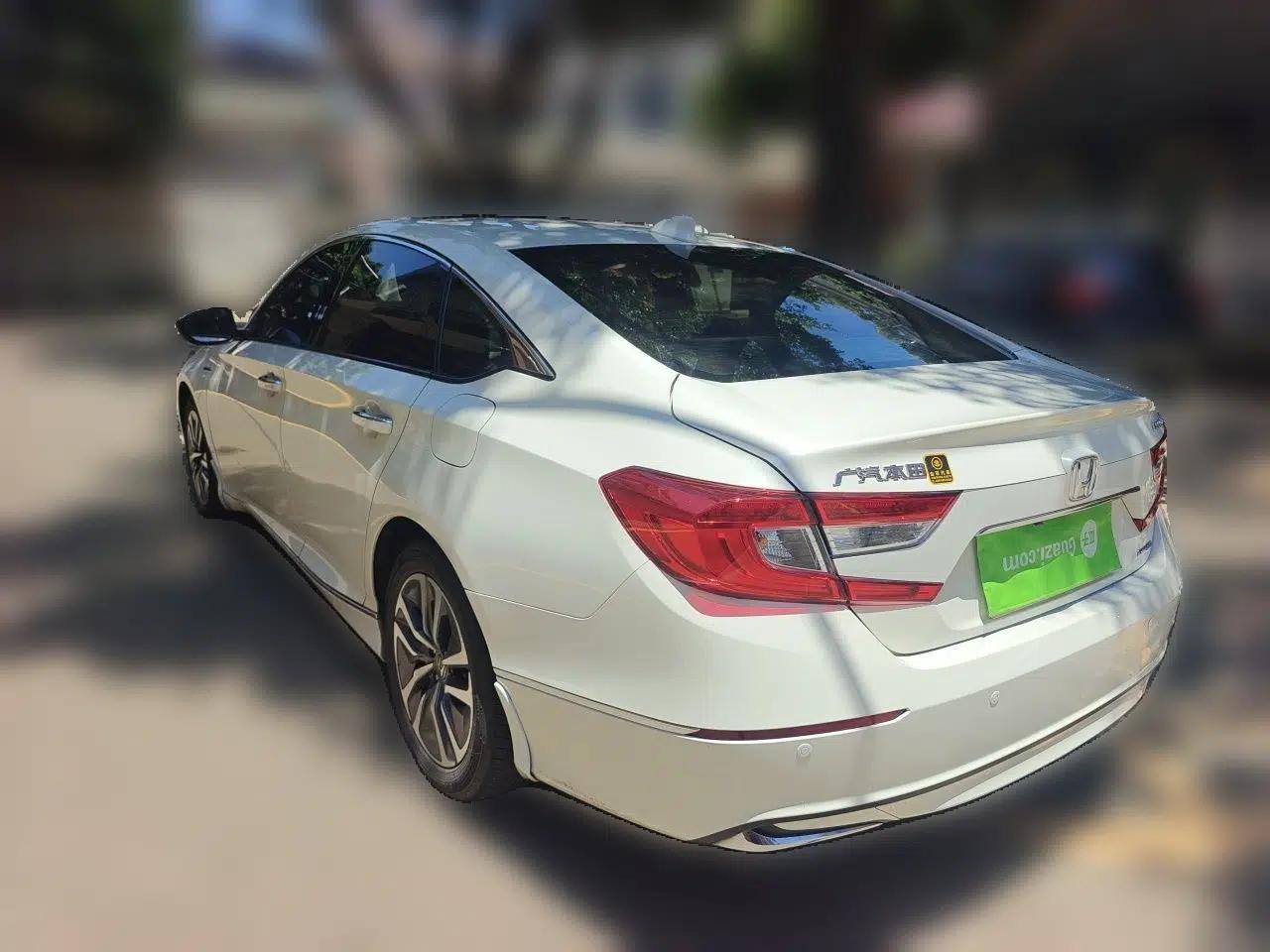 Honda Accord 2018 Rui Hybrid 2.0L Rui Ling Version China V — миниатюра 4