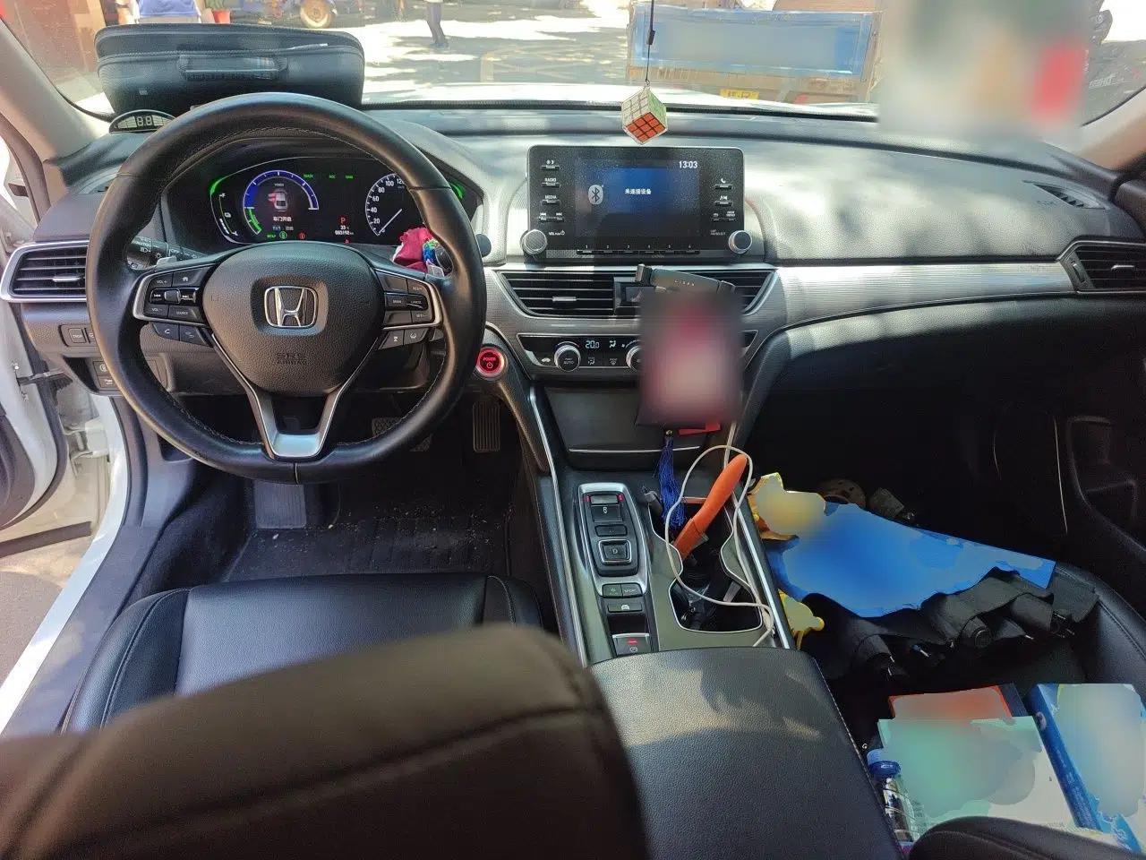 Honda Accord 2018 Rui Hybrid 2.0L Rui Ling Version China V — миниатюра 9