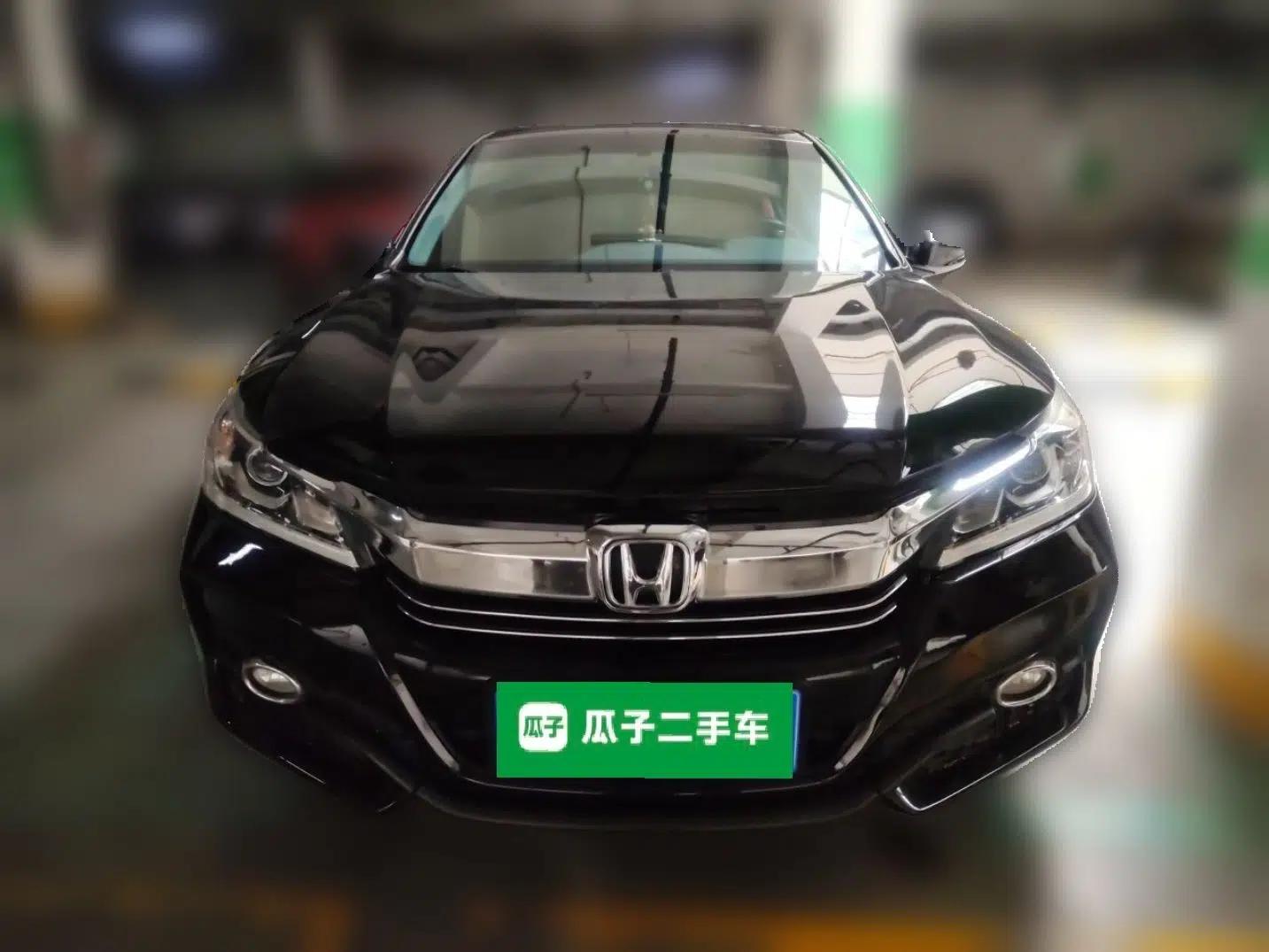 Honda Accord 2016 2.0L Comfort Edition — миниатюра 2