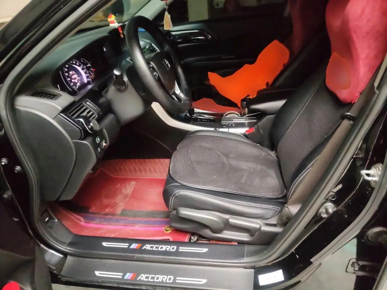 Honda Accord 2016 2.0L Comfort Edition — миниатюра 15