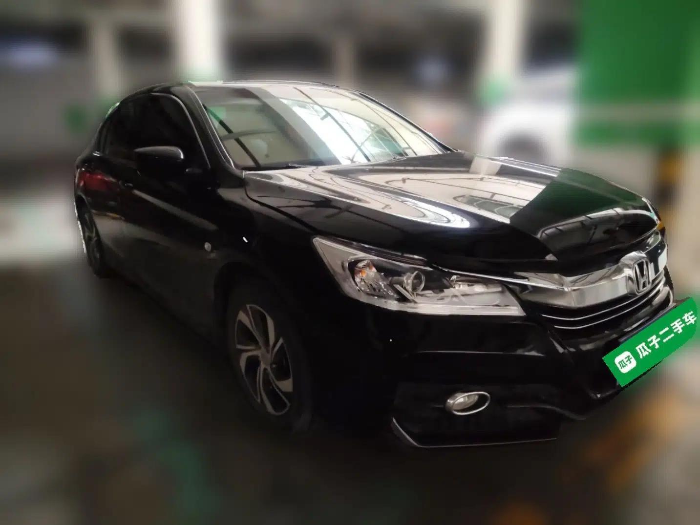 Honda Accord 2016 2.0L Comfort Edition — миниатюра 3
