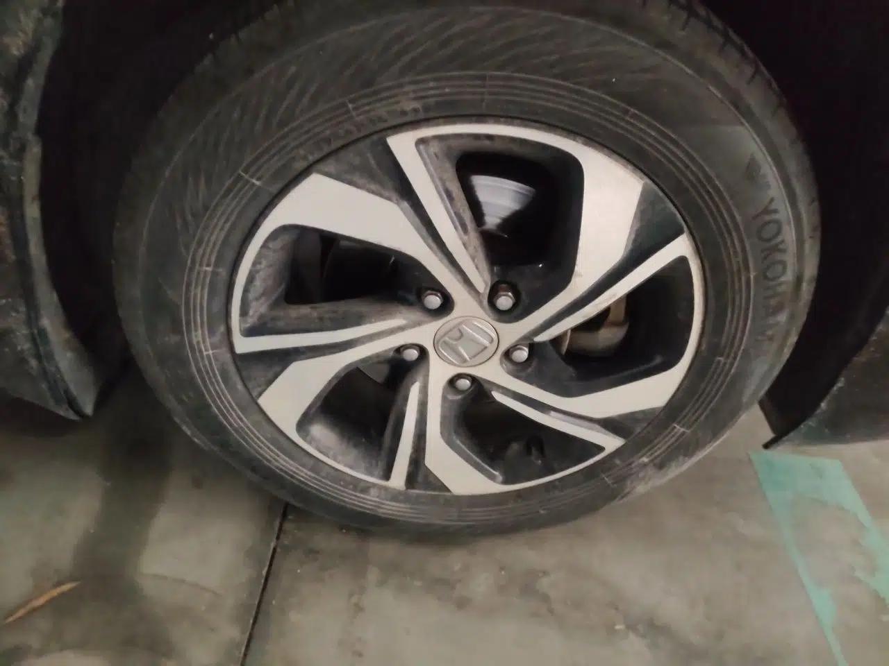 Honda Accord 2016 2.0L Comfort Edition — миниатюра 8