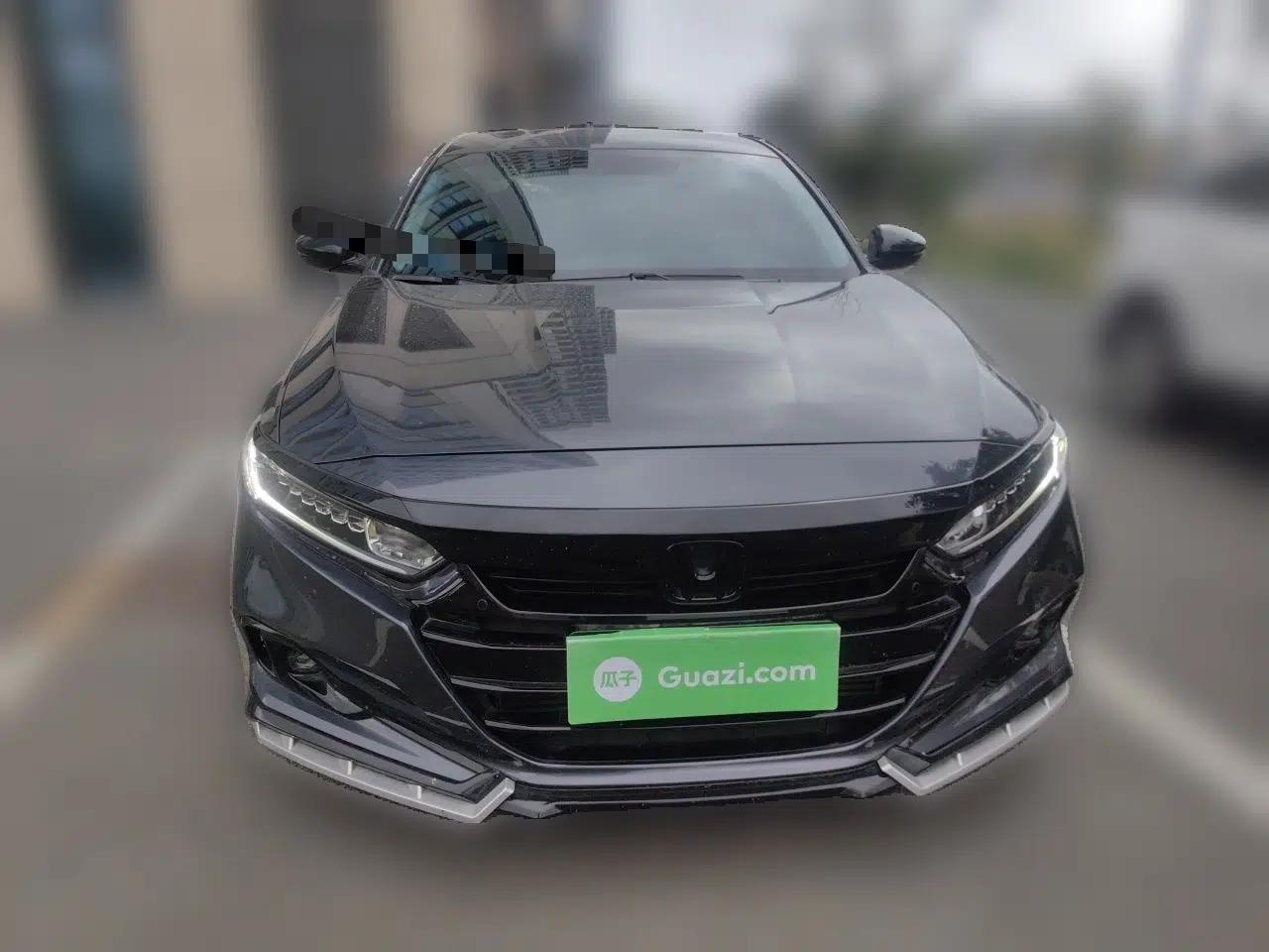 Honda Accord 2022 260TURBO Luxury Edition — миниатюра 2