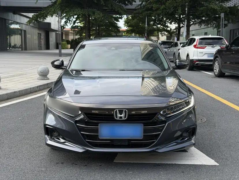 Honda Accord 2022 260TURBO Phantom Night · Prestige Edition — миниатюра 2