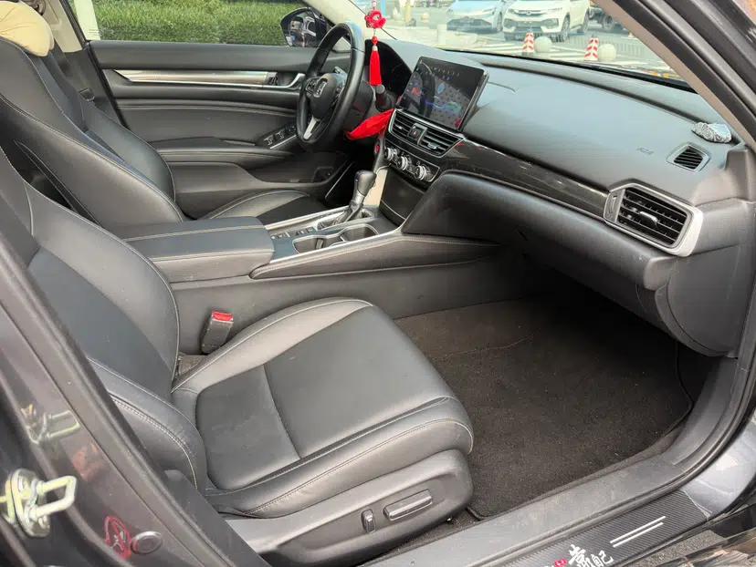 Honda Accord 2022 260TURBO Phantom Night · Prestige Edition — миниатюра 12