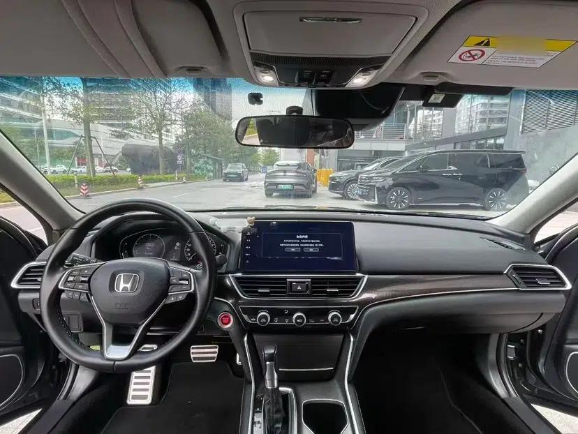 Honda Accord 2022 260TURBO Phantom Night · Prestige Edition — миниатюра 16
