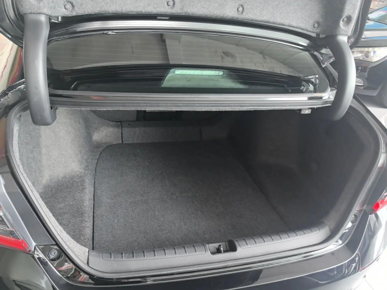 Honda Accord 2022 Xing·Hybrid 2.0L Xingling Version — миниатюра 22