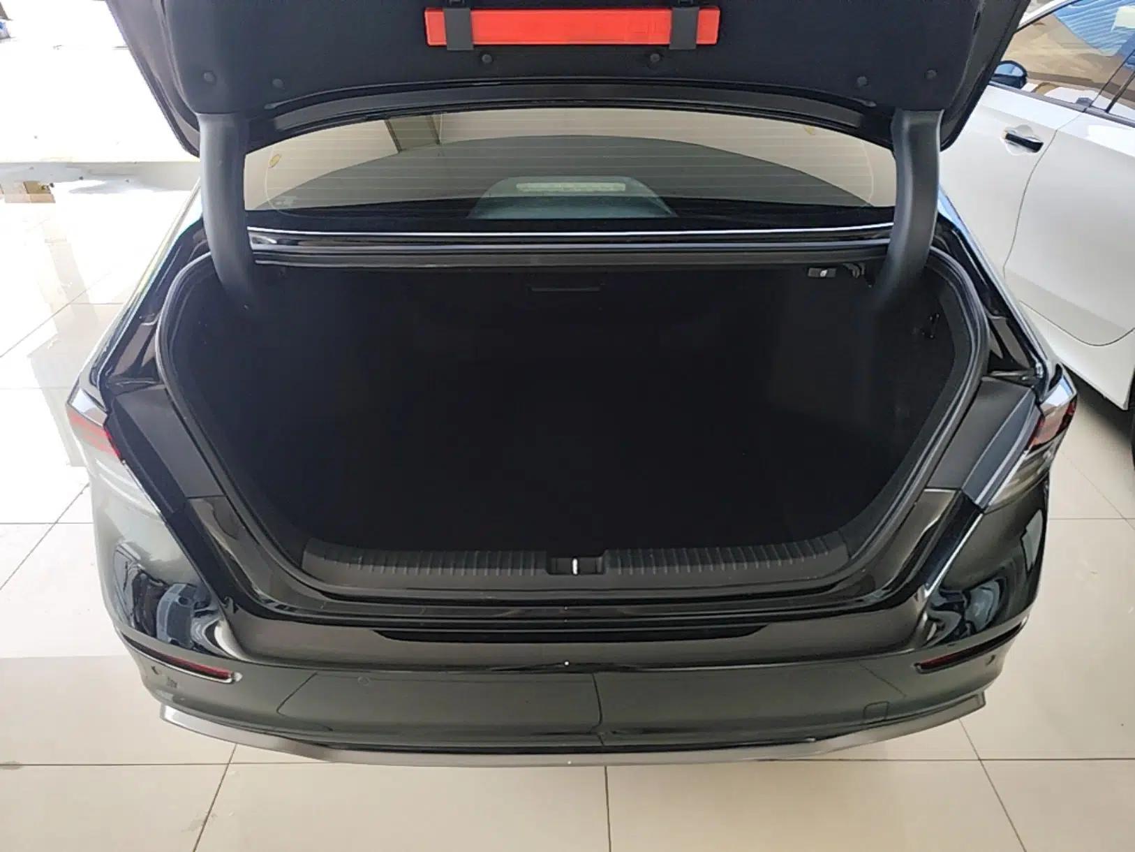 Honda Accord 2024 260TURBO Prestige Edition — миниатюра 27