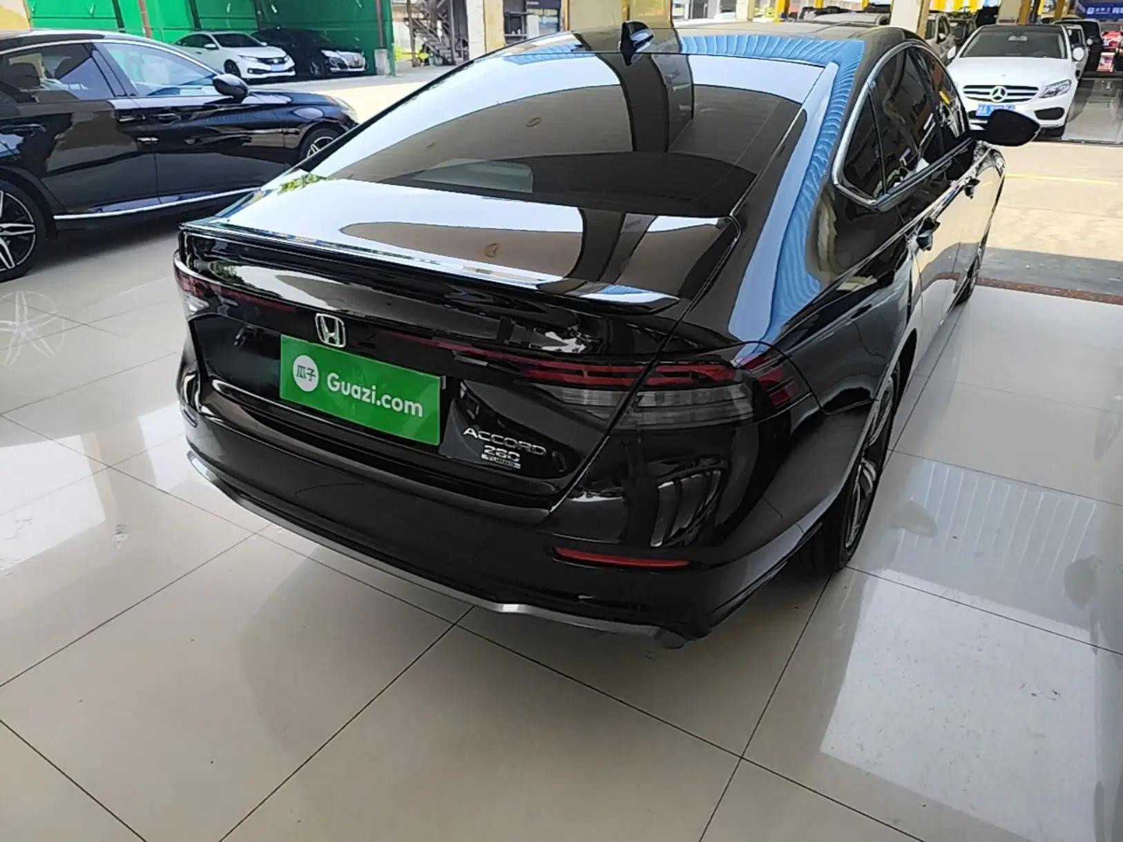 Honda Accord 2024 260TURBO Prestige Edition — миниатюра 6