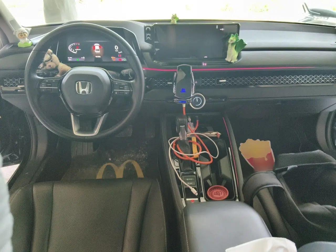 Honda Accord 2023 260TURBO Excellence Edition — миниатюра 9