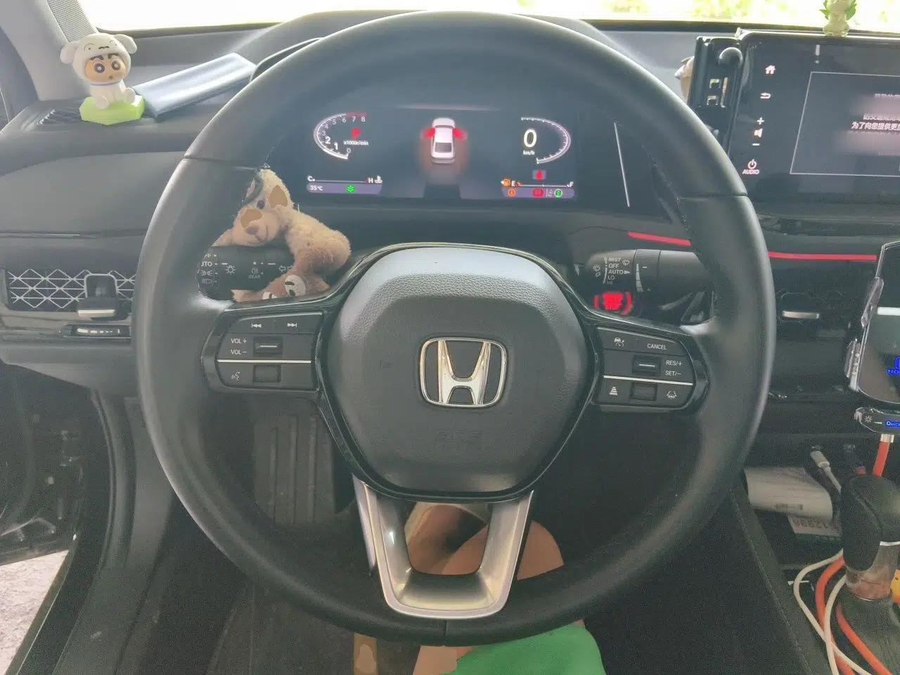 Honda Accord 2023 260TURBO Excellence Edition — миниатюра 10
