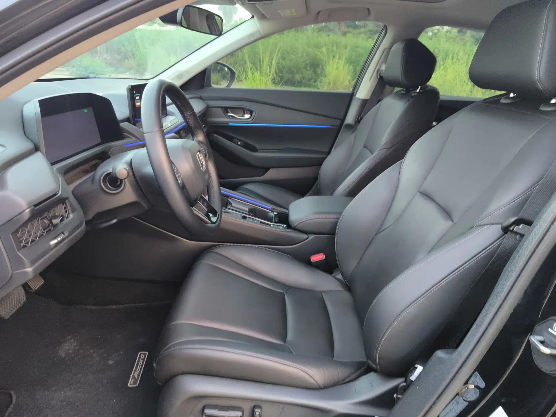 Honda Accord 2025 Sport Series 260TURBO Luxury Edition — миниатюра 12
