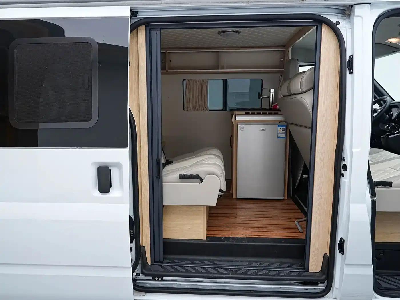 Jiangling Fushun 2022 2.0T Manual Multi-functional Passenger Vehicle, Short Wheelbase, Low Roof, 6 Seats — миниатюра 12