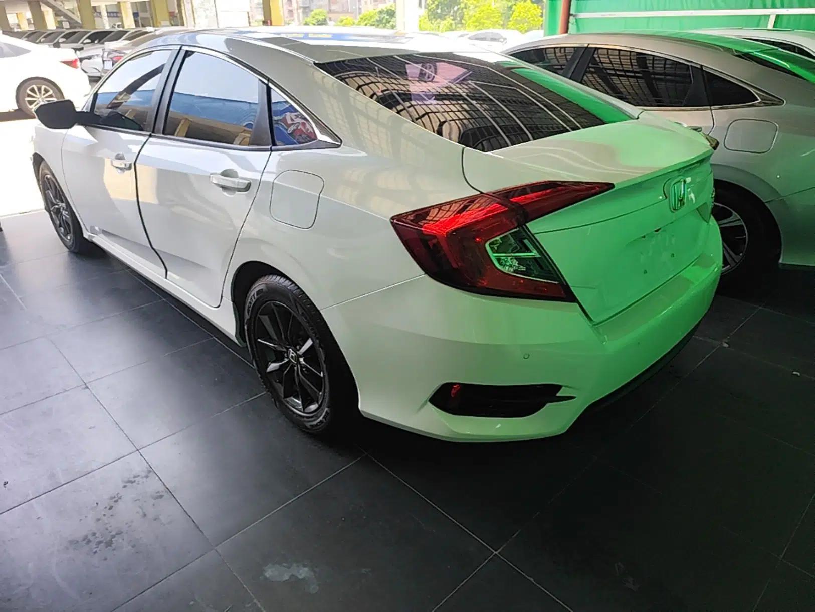 Honda Civic 2019 220TURBO CVT Dynamic Edition China VI — миниатюра 4