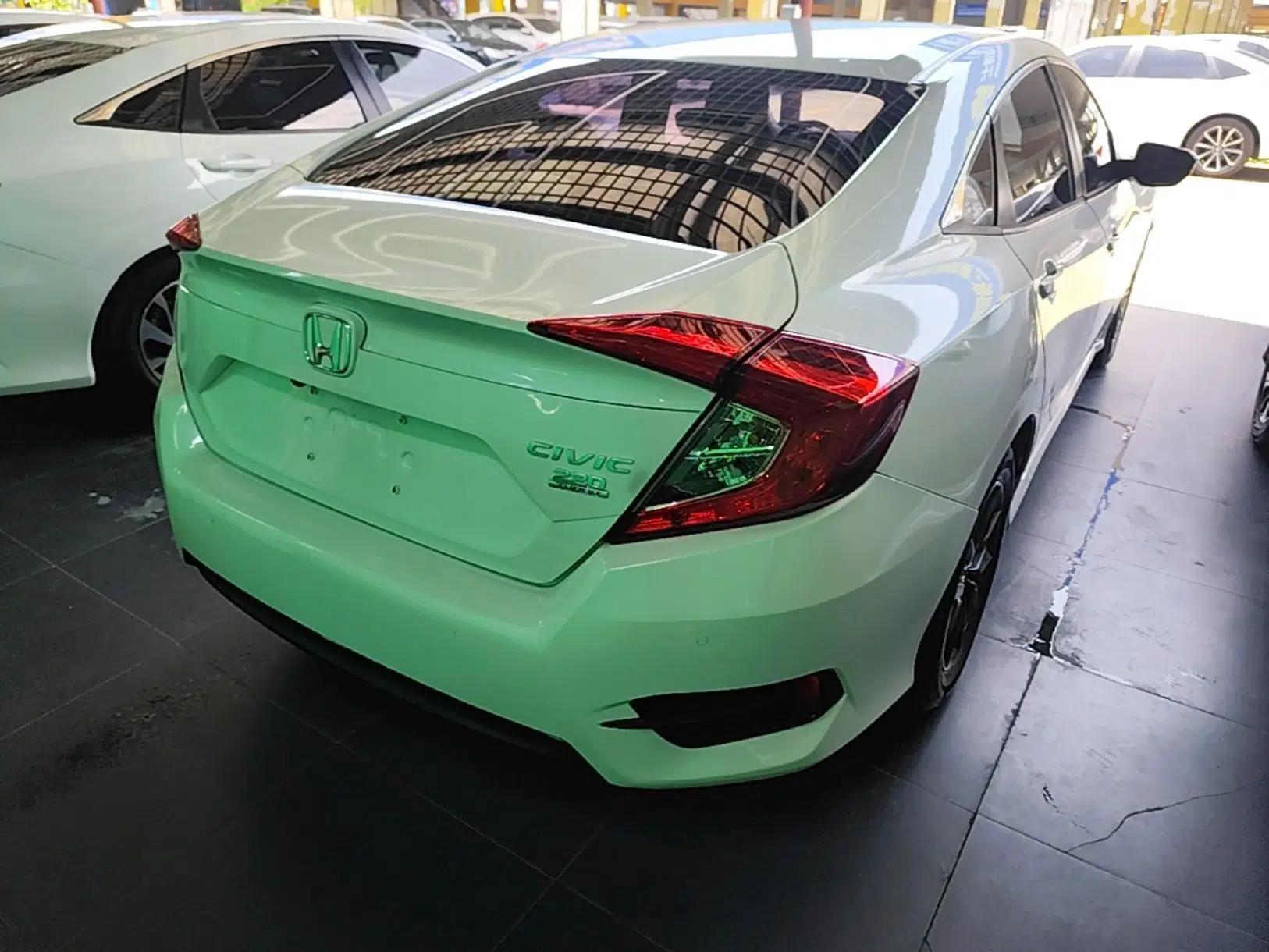 Honda Civic 2019 220TURBO CVT Dynamic Edition China VI — миниатюра 6