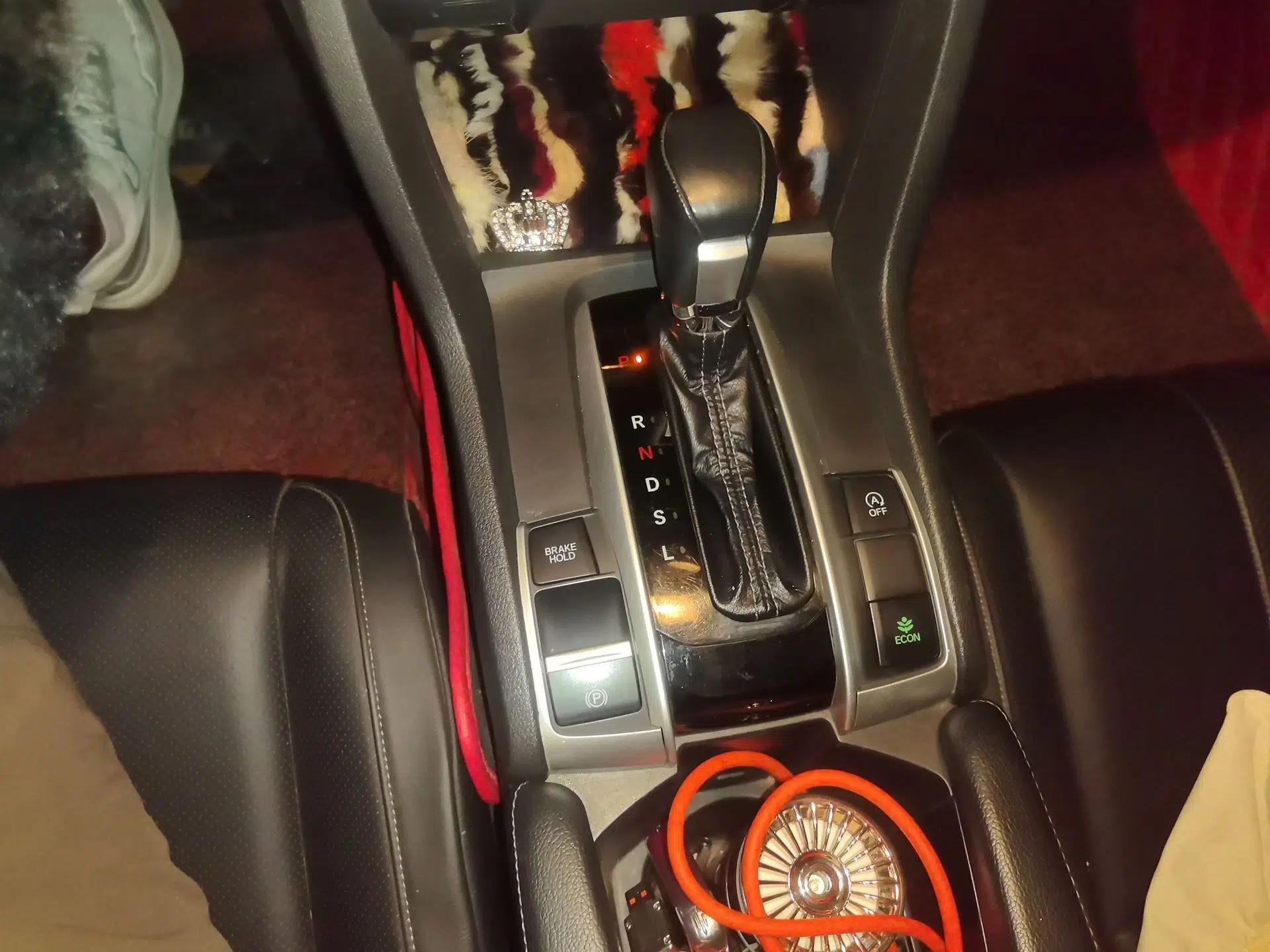 Honda Civic 2016 220TURBO CVT Prestige Edition — миниатюра 14