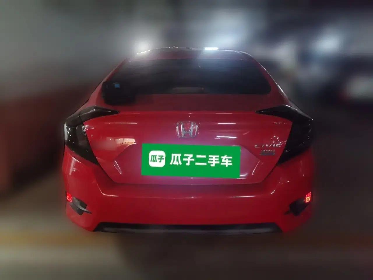 Honda Civic 2016 220TURBO CVT Prestige Edition — миниатюра 5