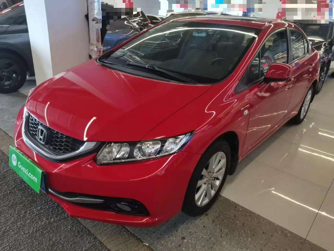 Honda Civic 2014 1.8L automatic comfort version — миниатюра 1