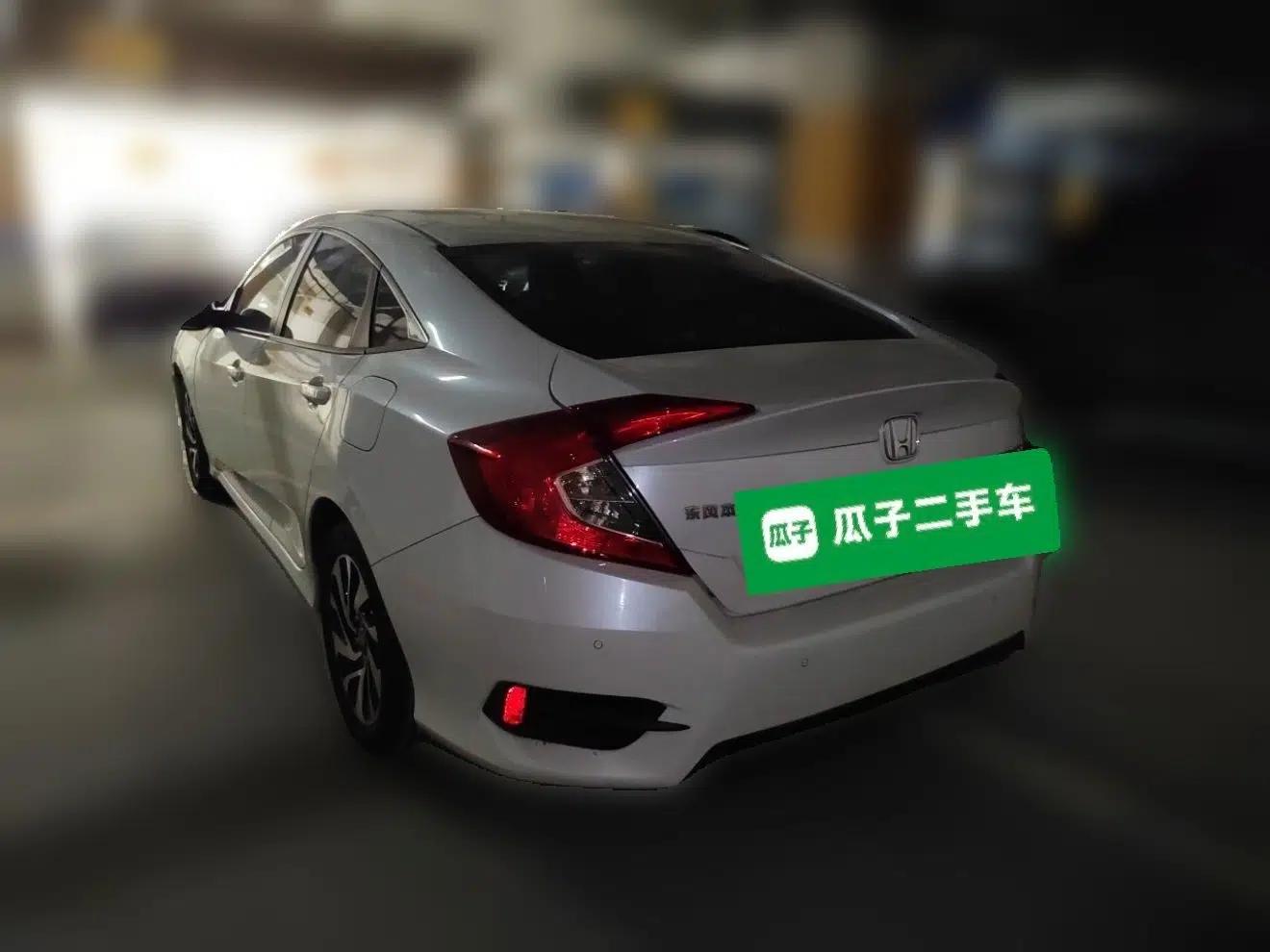 Honda Civic 2019 220TURBO Manual Jinkong Edition China VI — миниатюра 4
