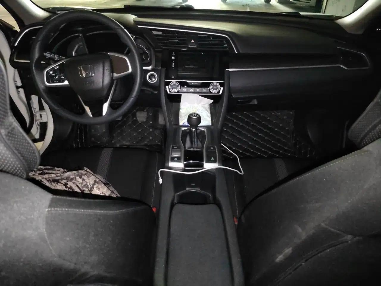 Honda Civic 2019 220TURBO Manual Jinkong Edition China VI — миниатюра 9