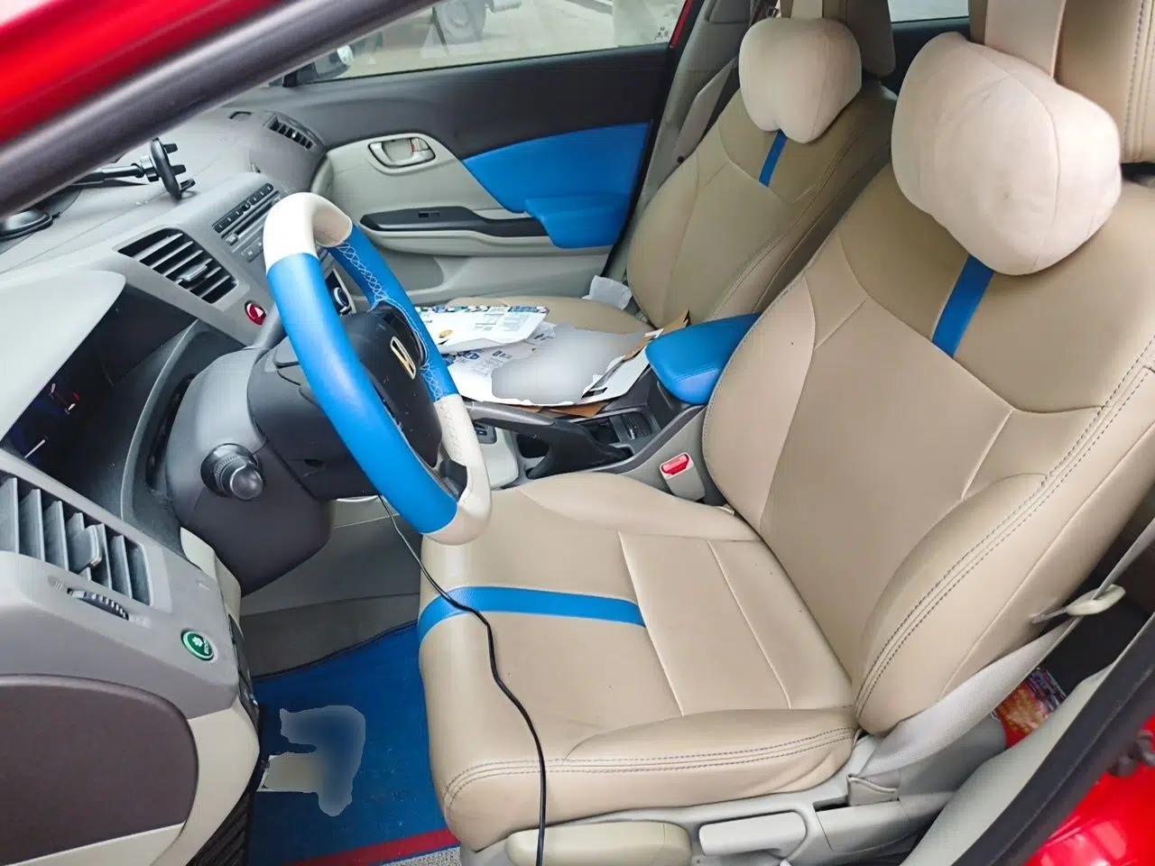 Honda Civic 2012 1.8L automatic comfort version — миниатюра 15
