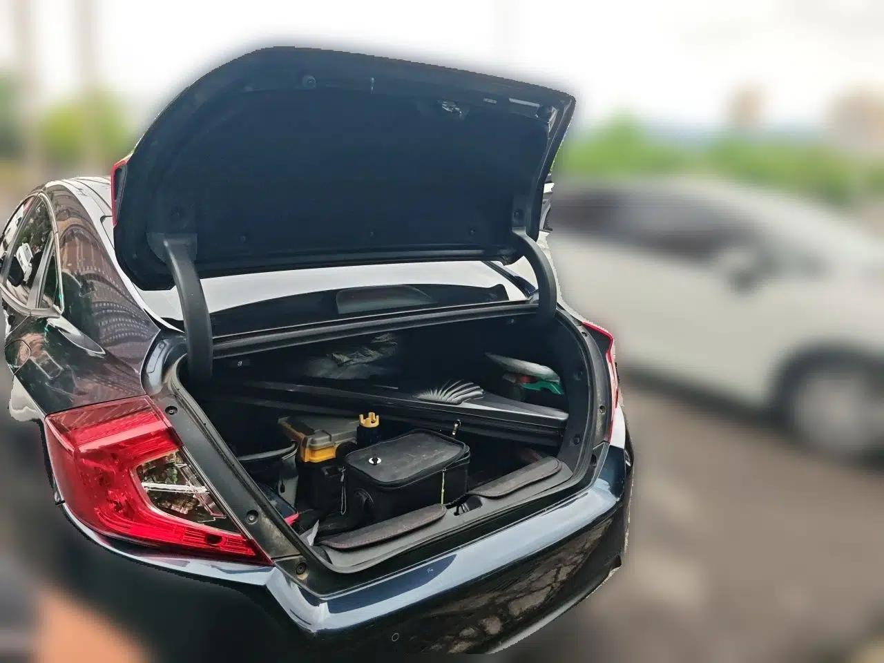 Honda Civic 2019 220TURBO CVT Dynamic Edition China VI — миниатюра 19