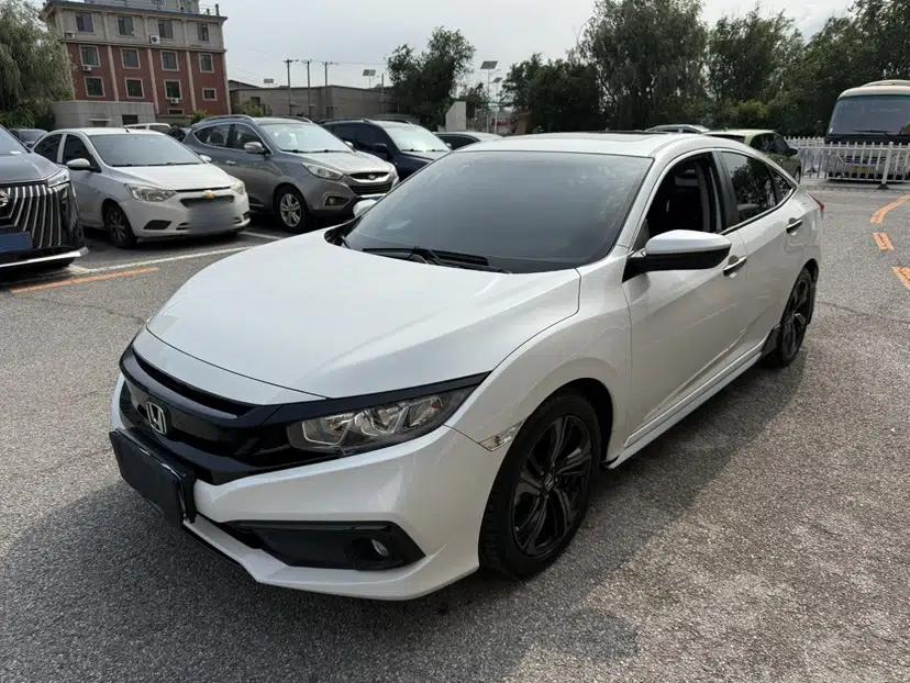 Honda Civic 2019 220TURBO CVT Dynamic Edition China VI Emission Standard — миниатюра 1