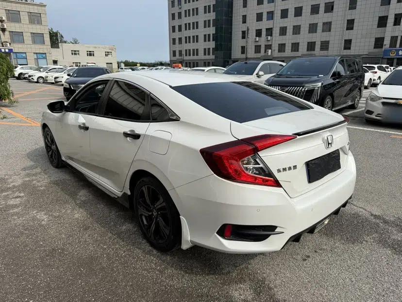 Honda Civic 2019 220TURBO CVT Dynamic Edition China VI Emission Standard — миниатюра 13