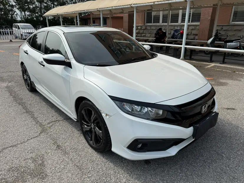 Honda Civic 2019 220TURBO CVT Dynamic Edition China VI Emission Standard — миниатюра 18