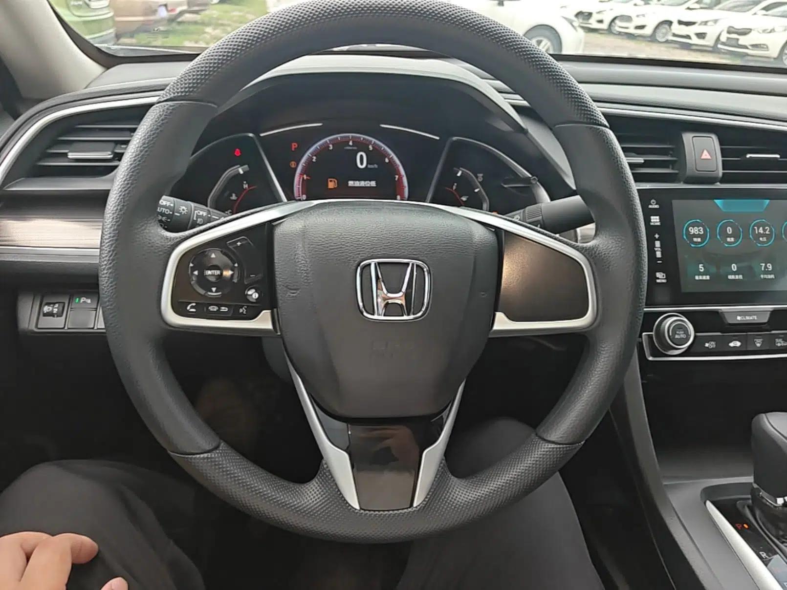 Honda Civic 2019 220TURBO CVT Dynamic Edition China VI Emission Standard — миниатюра 20