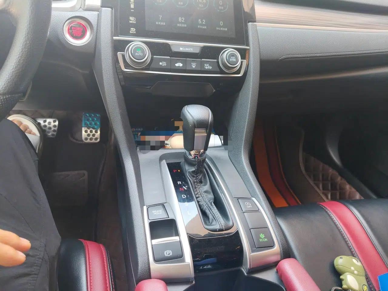 Honda Civic 2019 220TURBO CVT Dynamic Edition China V Emission Standard — миниатюра 13