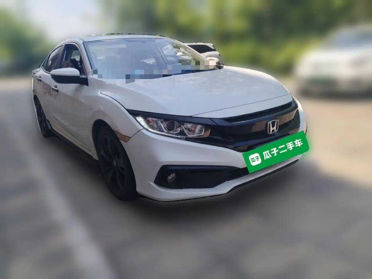 Honda Civic 2019 220TURBO CVT Dynamic Edition China V Emission Standard — миниатюра 3