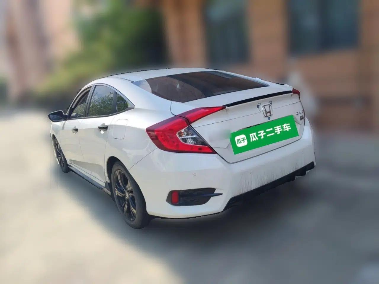 Honda Civic 2019 220TURBO CVT Dynamic Edition China V Emission Standard — миниатюра 4