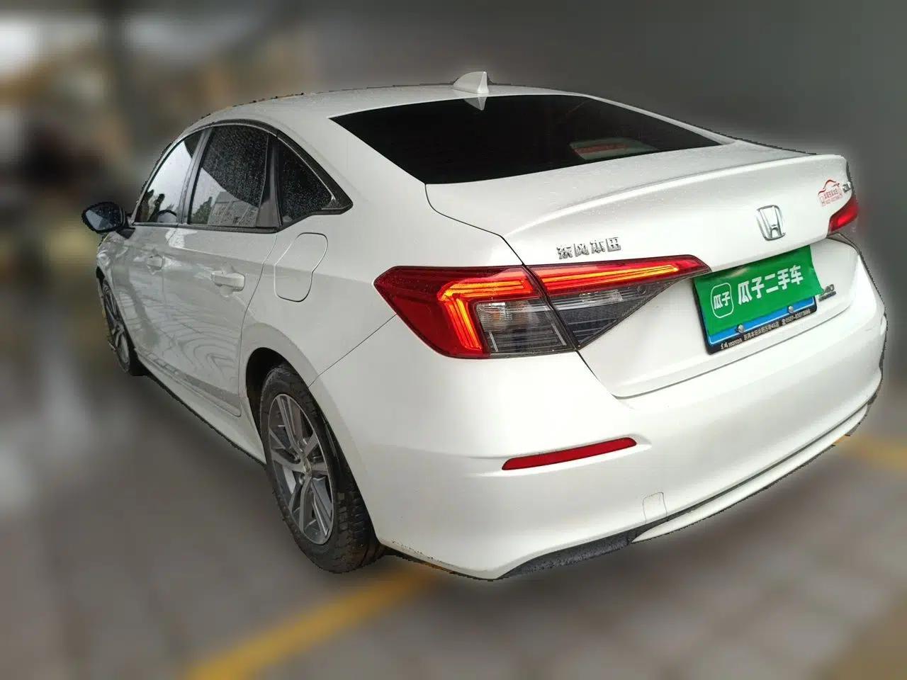 Honda Civic 2022 240TURBO CVT Dynamic Edition — миниатюра 4