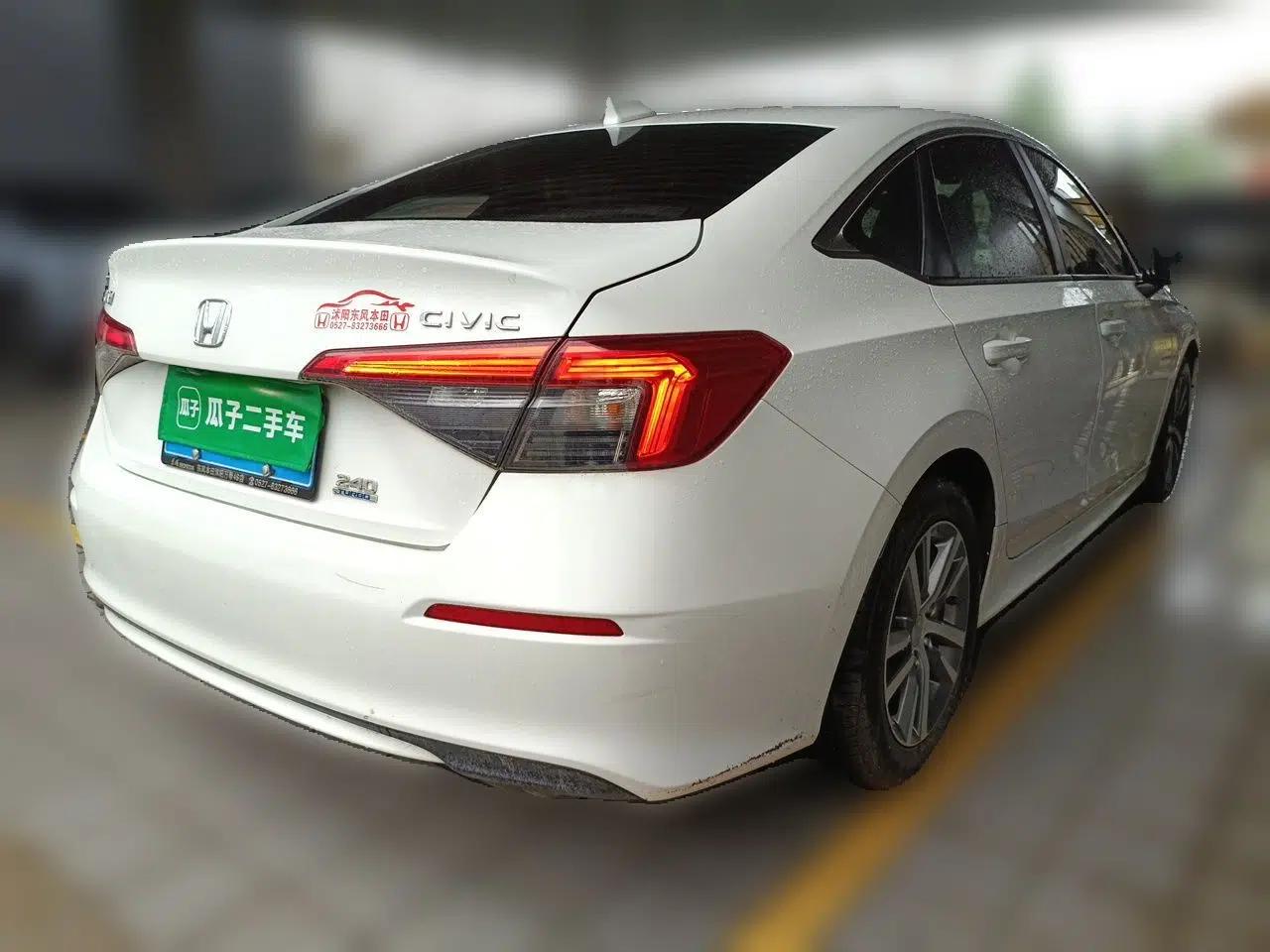 Honda Civic 2022 240TURBO CVT Dynamic Edition — миниатюра 6