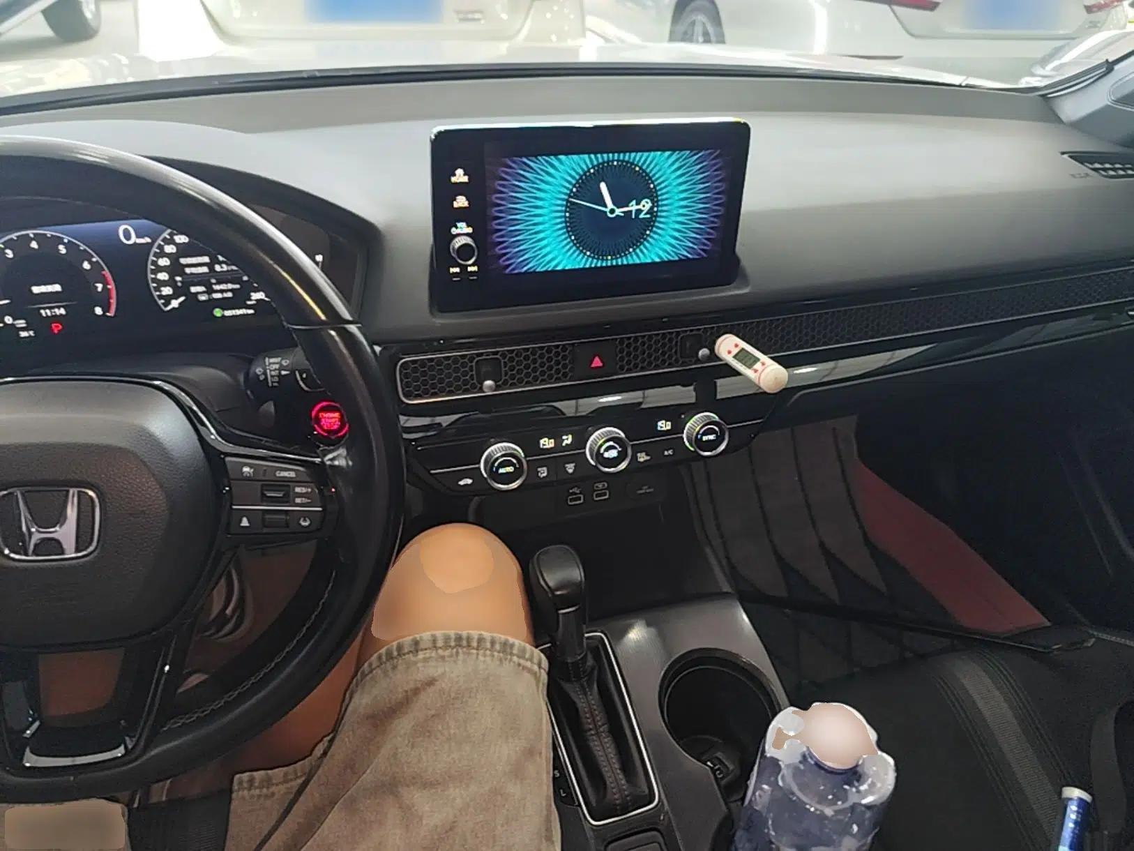 Honda Civic 2022 240TURBO CVT Dynamic Edition — миниатюра 17