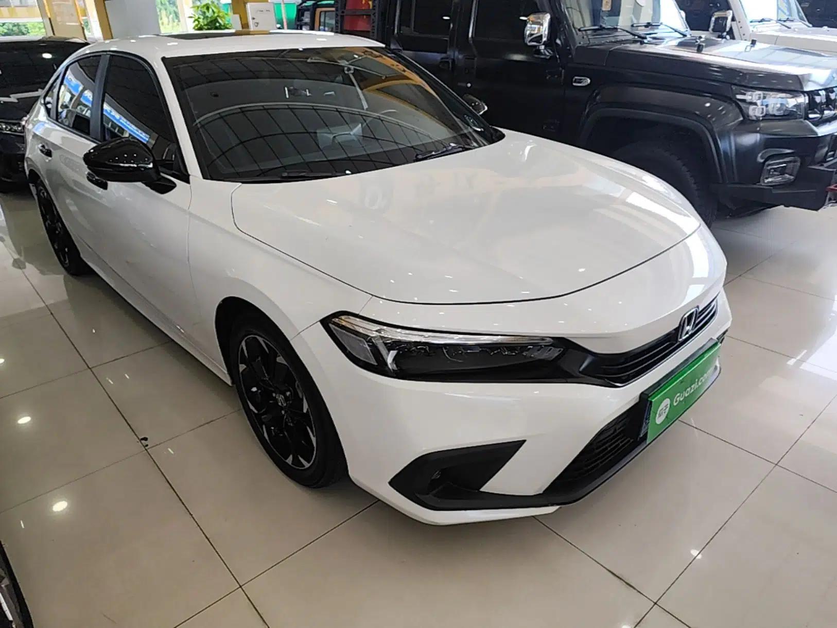 Honda Civic 2022 240TURBO CVT Dynamic Edition — миниатюра 3