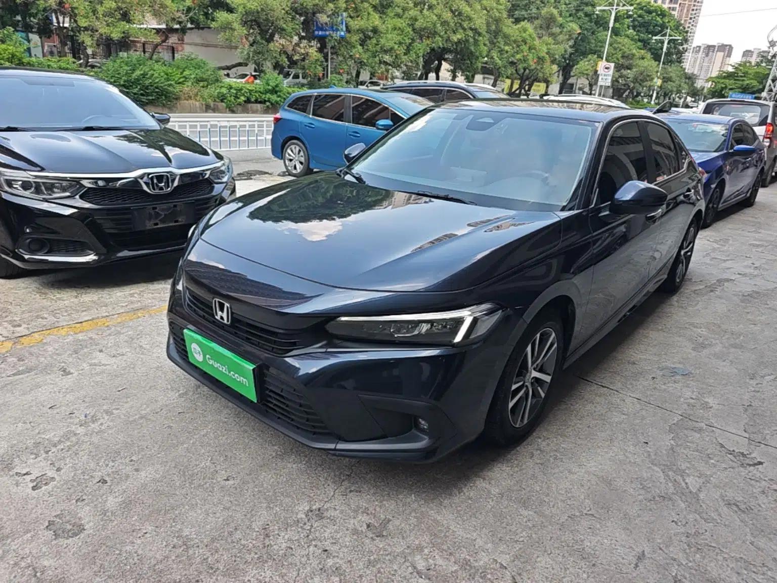 Honda Civic 2023 240TURBO CVT Dynamic Edition — миниатюра 1