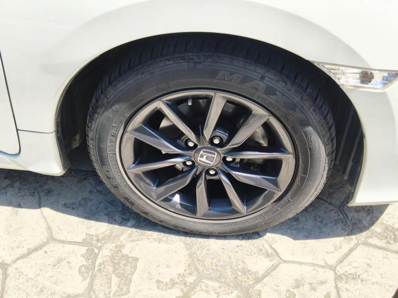 Honda Civic 2019 220TURBO CVT Dynamic Edition China VI — миниатюра 8