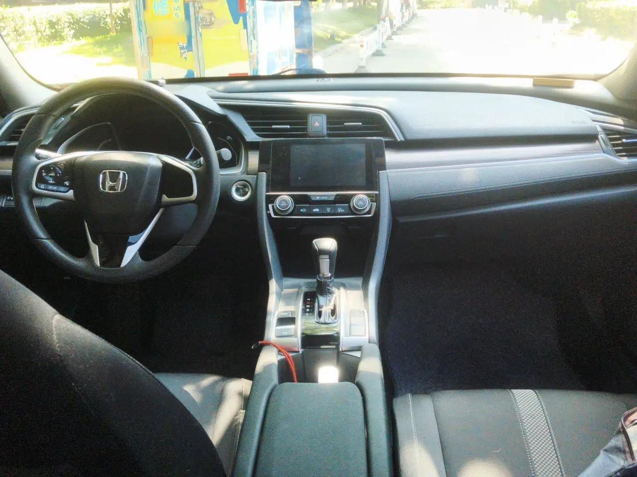 Honda Civic 2019 220TURBO CVT Dynamic Edition China VI — миниатюра 9