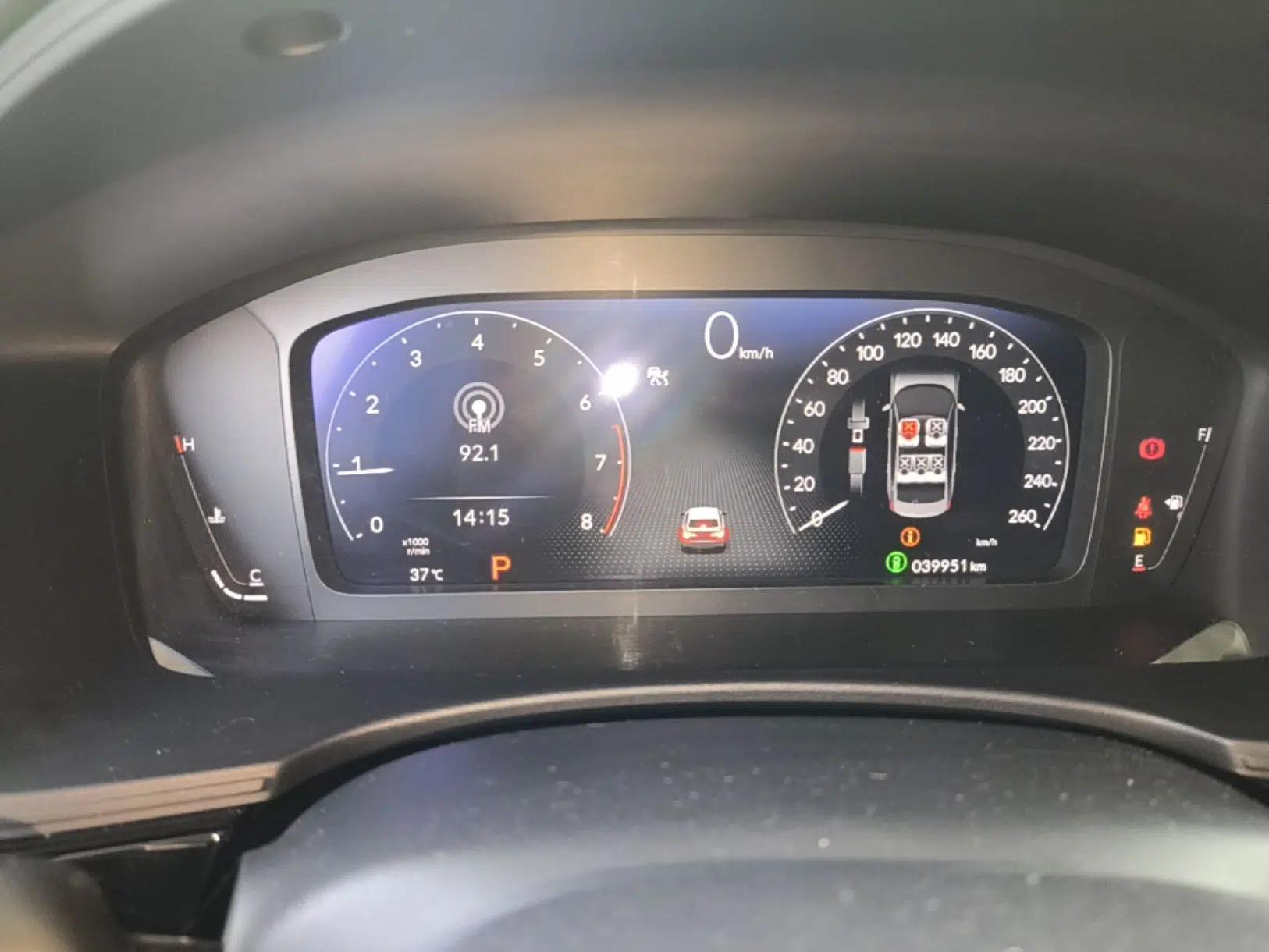 Honda Civic 2022 240TURBO CVT Dynamic Edition — миниатюра 14