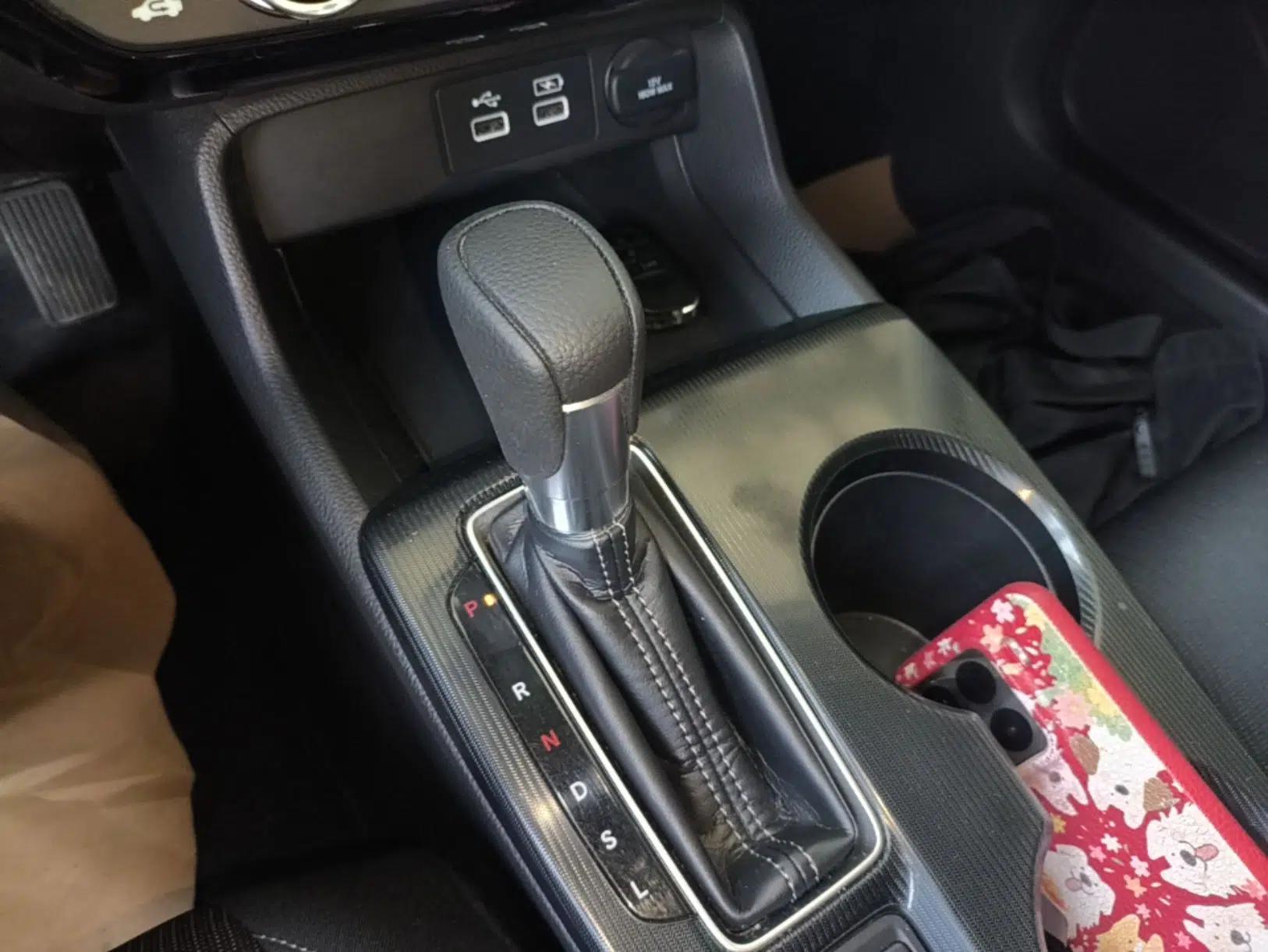 Honda Civic 2022 240TURBO CVT Dynamic Edition — миниатюра 16