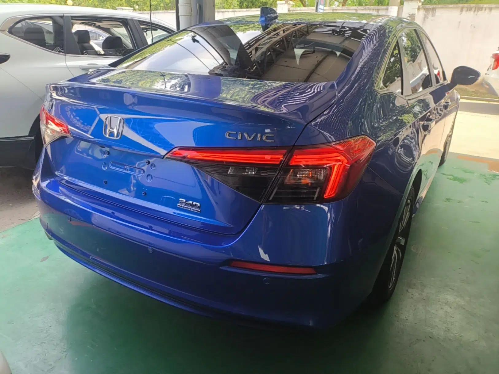 Honda Civic 2022 240TURBO CVT Dynamic Edition — миниатюра 6