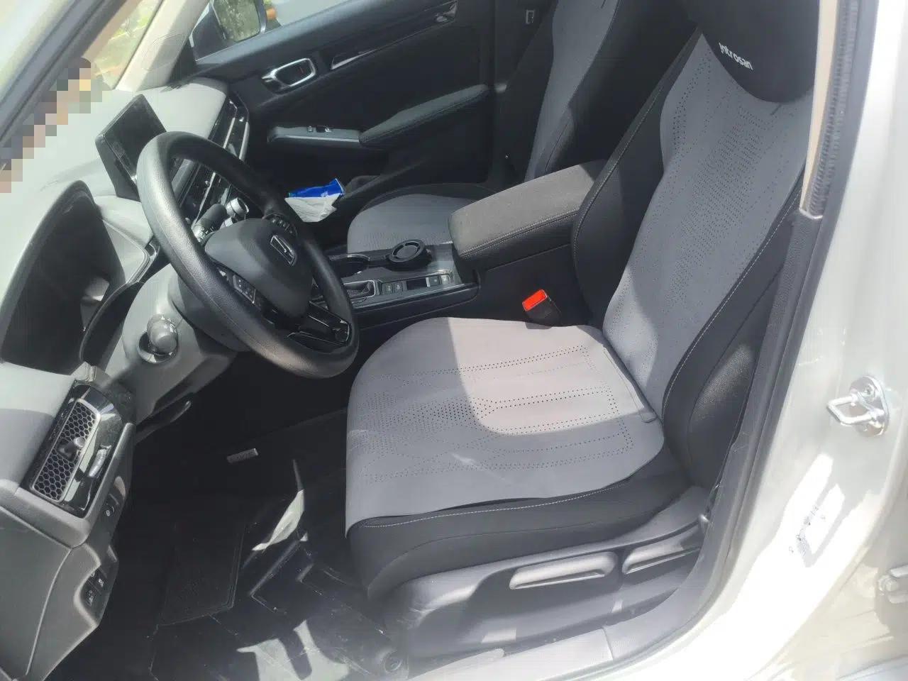 Honda Civic 2023 240TURBO CVT Dynamic · Center Stage Special Edition — миниатюра 15