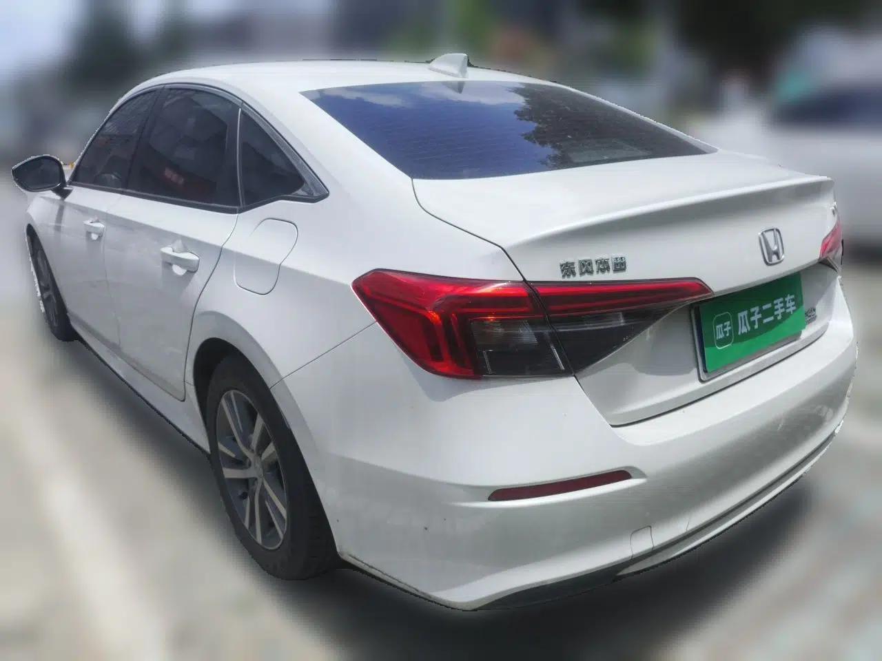 Honda Civic 2023 240TURBO CVT Dynamic · Center Stage Special Edition — миниатюра 4