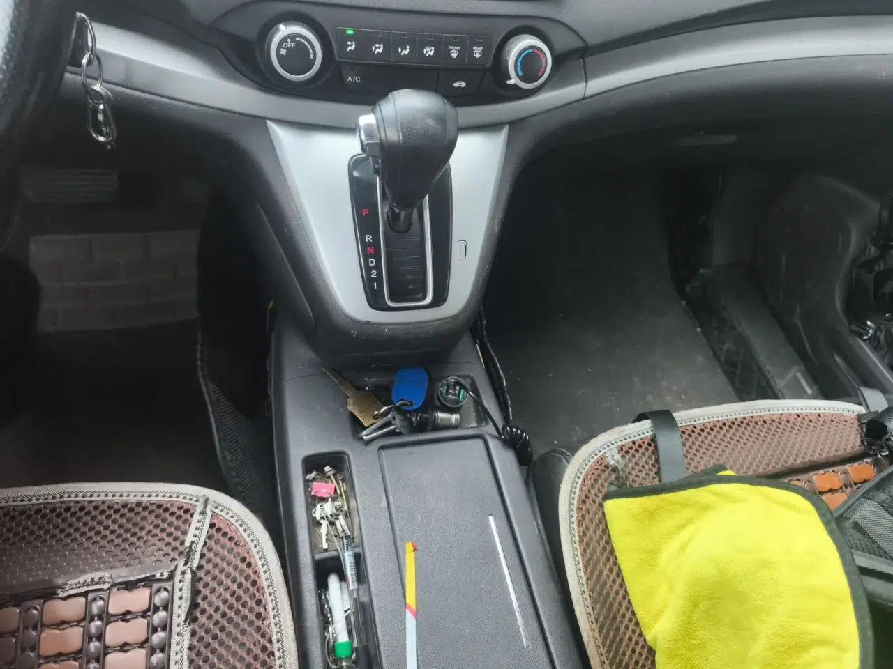 Honda CR-V 2012 2.0L two-wheel drive urban version — миниатюра 14