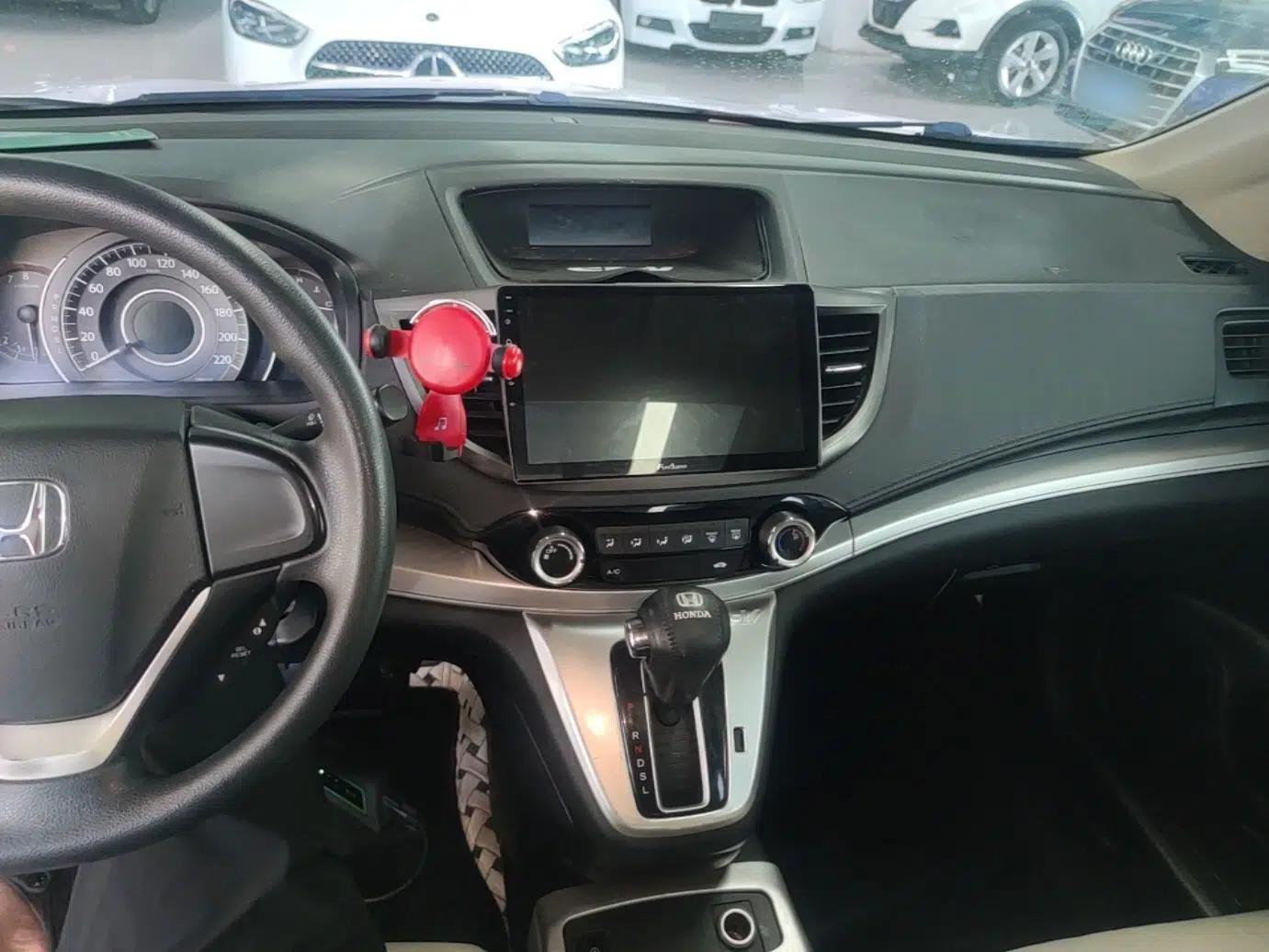 Honda CR-V 2016 2.0L two-wheel drive Urban Edition — миниатюра 12