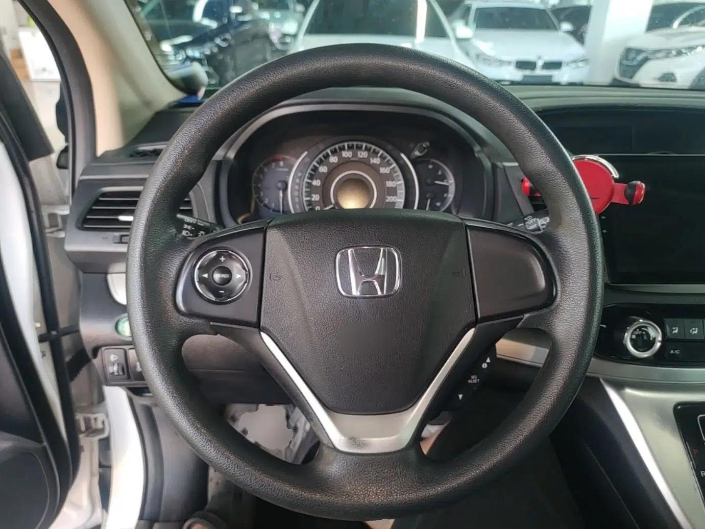 Honda CR-V 2016 2.0L two-wheel drive Urban Edition — миниатюра 13